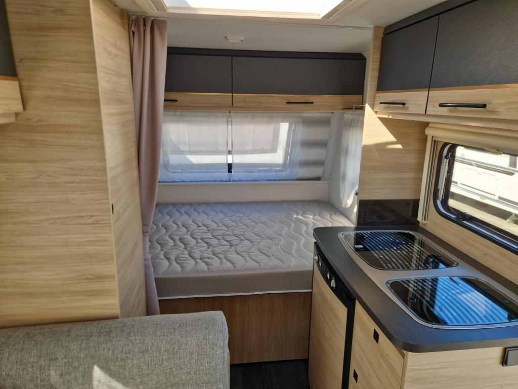 Sterckeman Easy Comfort 390 CP Mover/Voortent, Caravans en Kamperen, Caravans, Sterckeman, Treinzit, Dwarsbed, Schokbreker