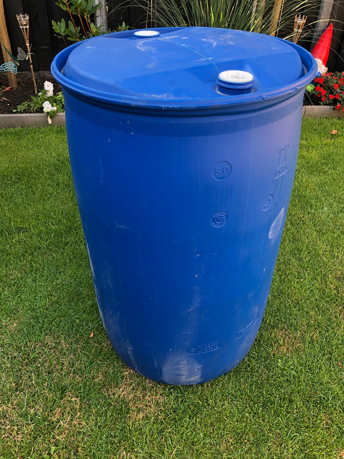 Blauwe kunststof regenton/vat - 210 Liter ton, Tuin en Terras, Regentonnen, 150 liter of meer, Ophalen, Gebruikt, Kunststof