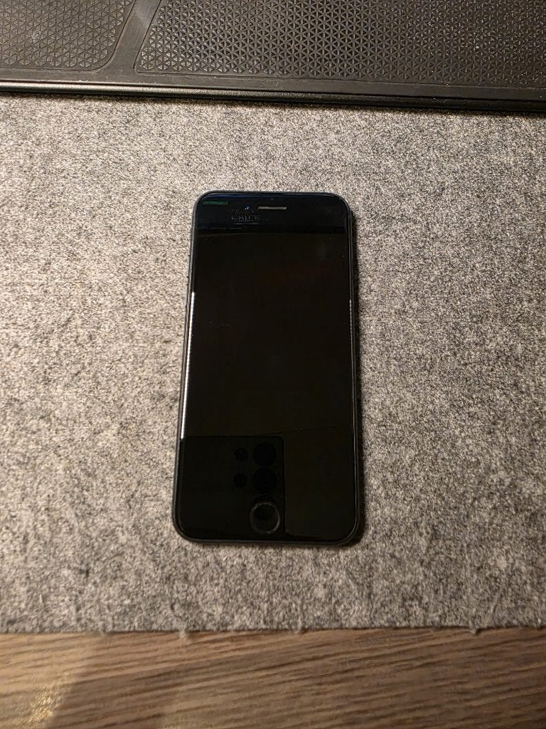 Apple iPhone SE 2022 5G 3rd Gen, Telecommunicatie, Mobiele telefoons | Apple iPhone, Ophalen, 128 GB, Zwart, Zo goed als nieuw