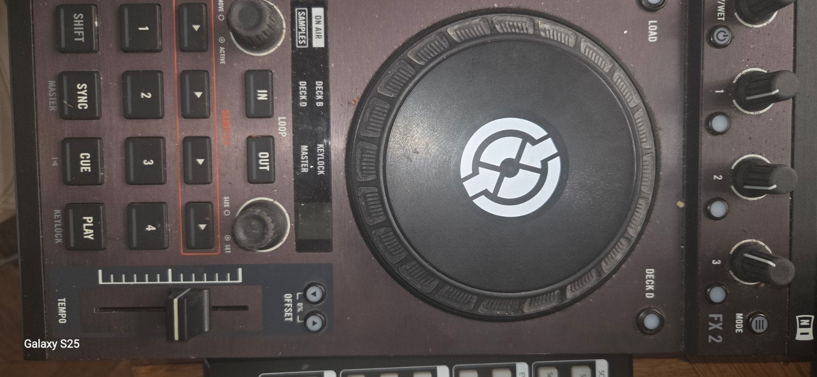 div dj apparatuur, Ophalen of Verzenden, Zo goed als nieuw, Dj-set, Overige merken