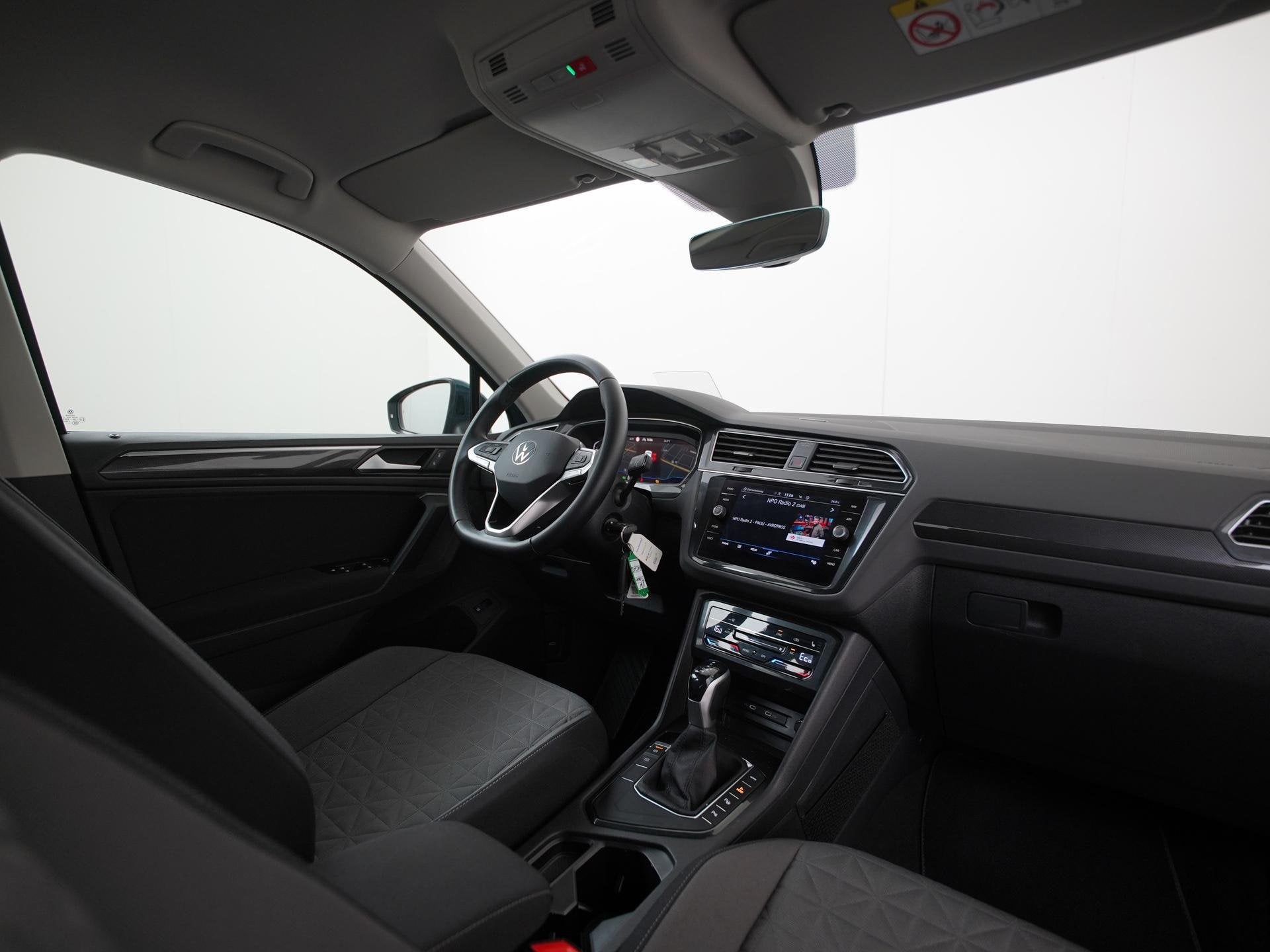 Volkswagen Tiguan 1.4 TSI eHybrid Life | Stoel & Stuurverwar, Stof, 4 cilinders, Blauw, Plug-in hybride
