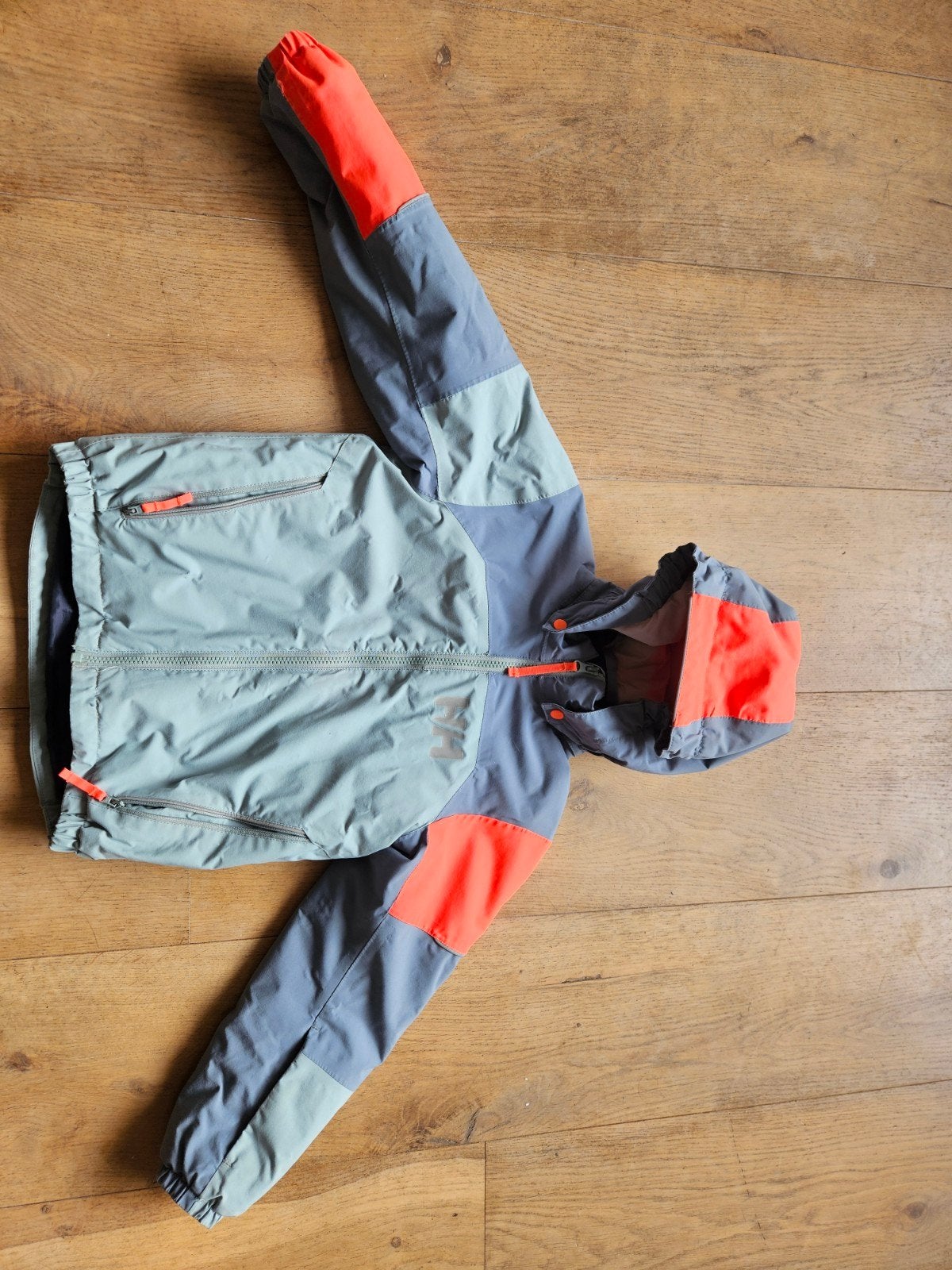 Helly Hansen kinderjas maat 122 (7 jaar), Gebruikt, Jongen of Meisje, Ophalen of Verzenden, Helly Hansen