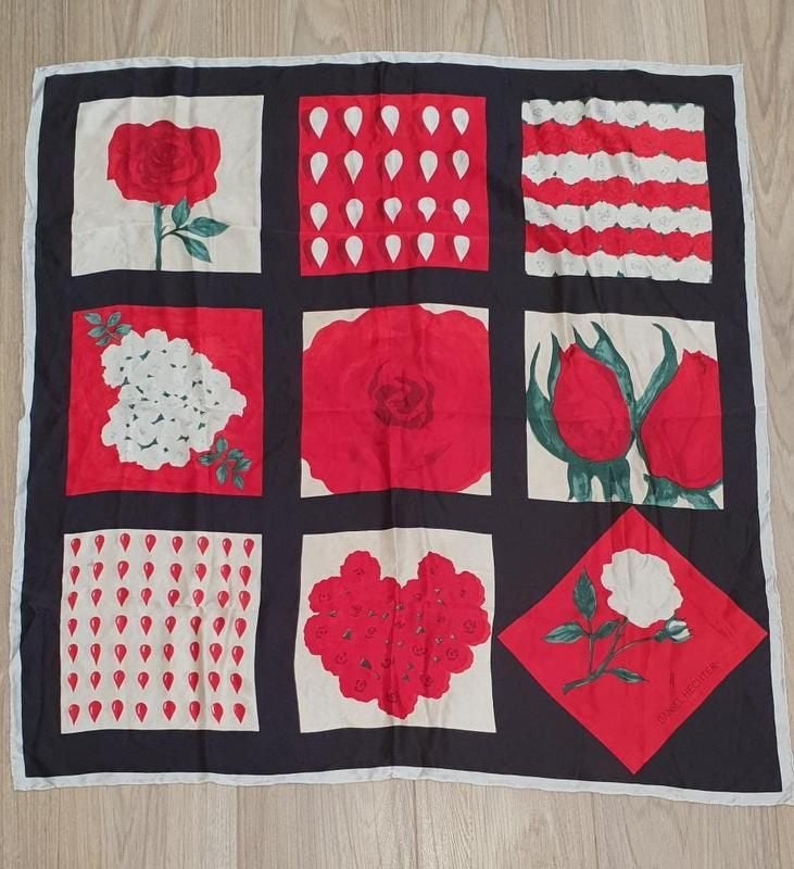 Daniel Hechter prachtige sjaal 85x85 cm, Maat 46/48 (XL) of groter, Ophalen of Verzenden, Zo goed als nieuw, Sjaal