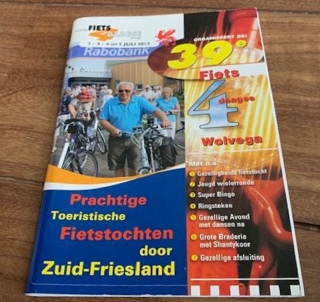Prachtige toeristische Fietstochten door Zuid-Friesland, Ophalen of Verzenden, Gelezen, Overige typen