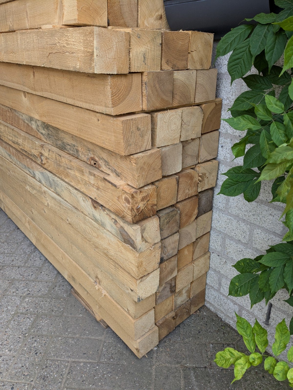 Houten balken / palen 9,5 x 9,5 x 235 vuren hout 50 stuks, Doe-het-zelf en Verbouw, Hout en Planken, Ophalen, Gebruikt, Balk, Overige houtsoorten