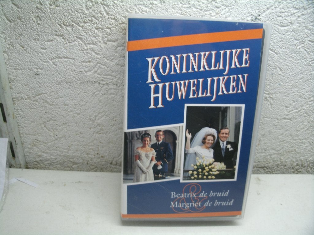 vhs 135a koninklijke huwelijken, Alle leeftijden, Ophalen of Verzenden, Zo goed als nieuw