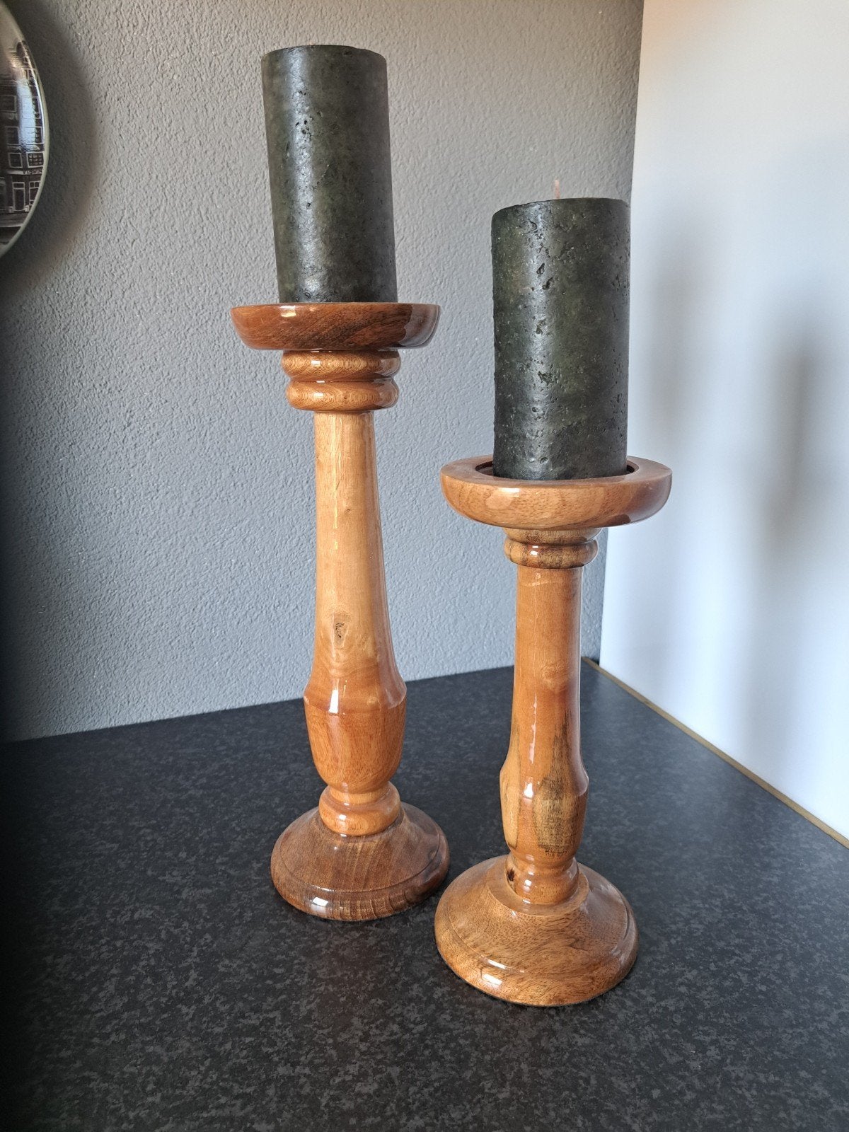 2 houten kandelaars van Lyfestyle. verschillende hoogtes, Bruin, Overige merken, Ophalen of Verzenden, Zo goed als nieuw