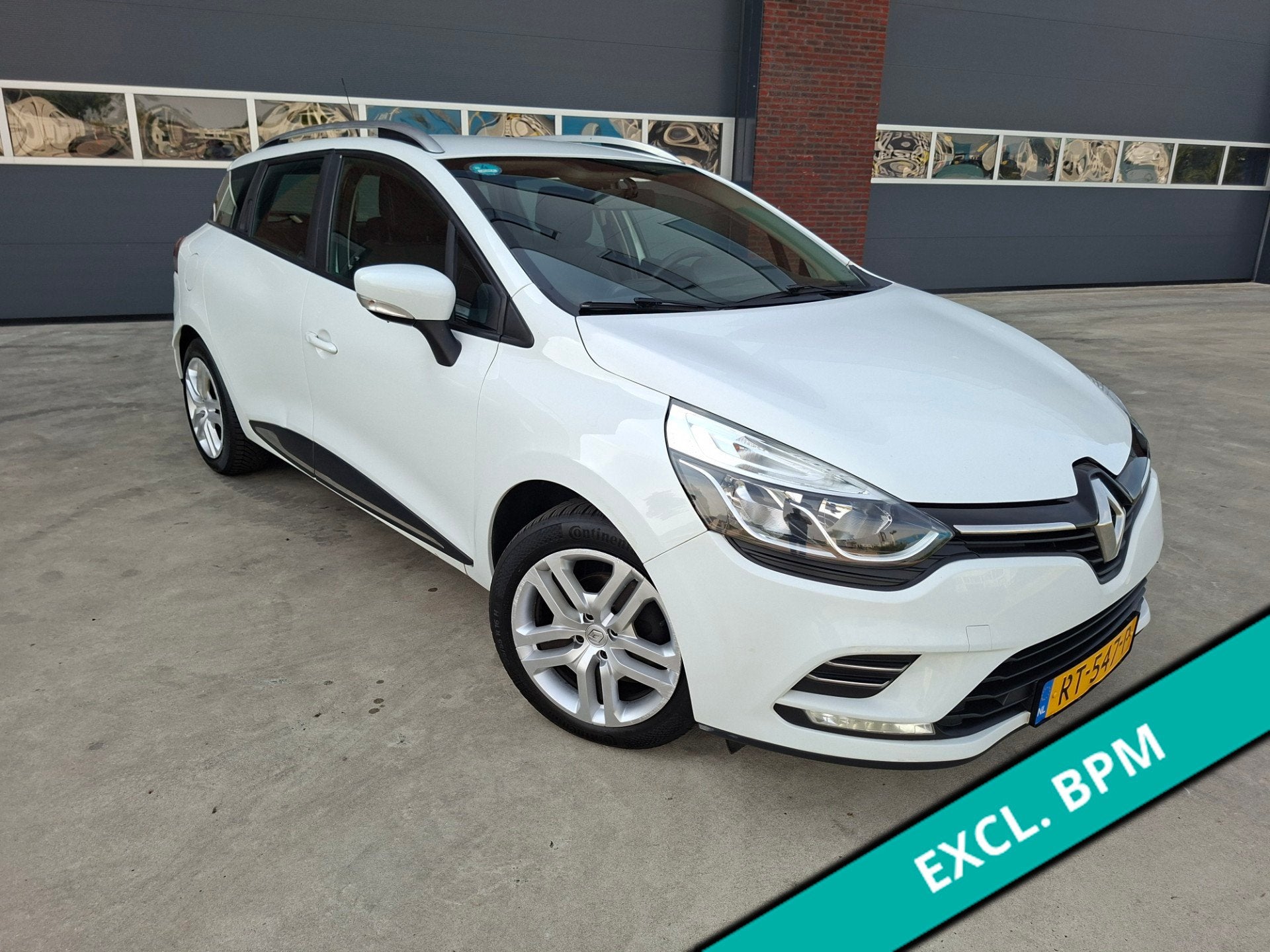Renault Clio Estate 1.5 dCi Ecoleader Zen Airco Navigatie Le, Voorwielaandrijving, Stof, 4 cilinders, Wit