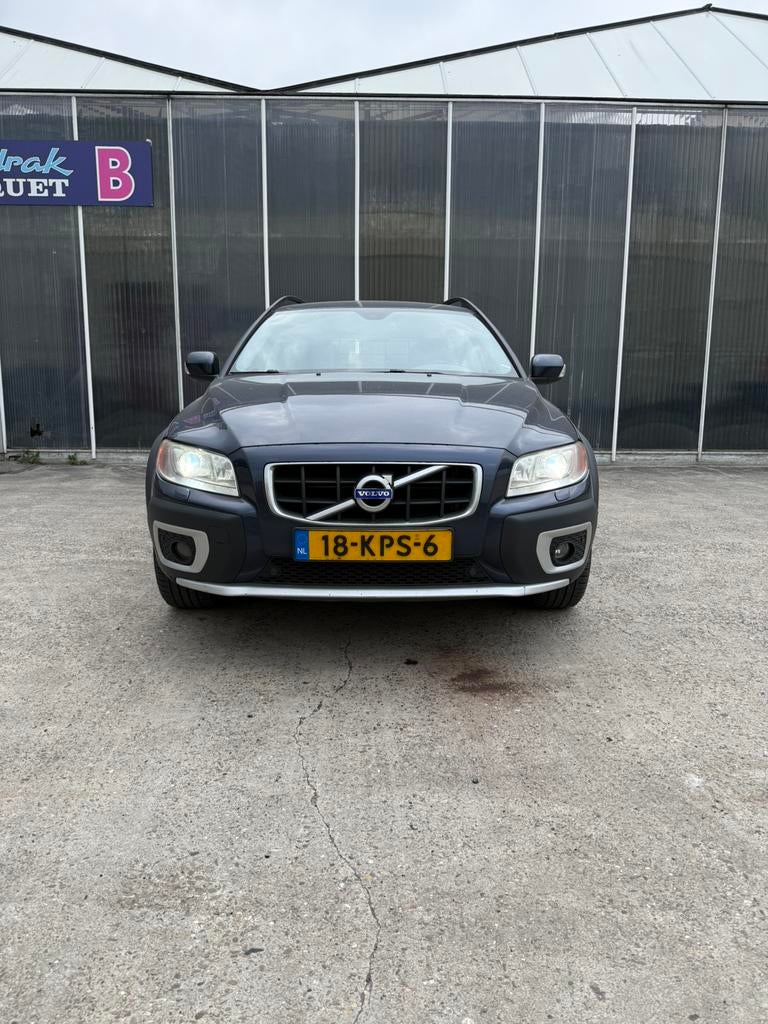 Volvo XC70 2.4 D5 AWD Geartronic 2010 Blauw, Zwart, 197 €/maand, Blauw, XC70