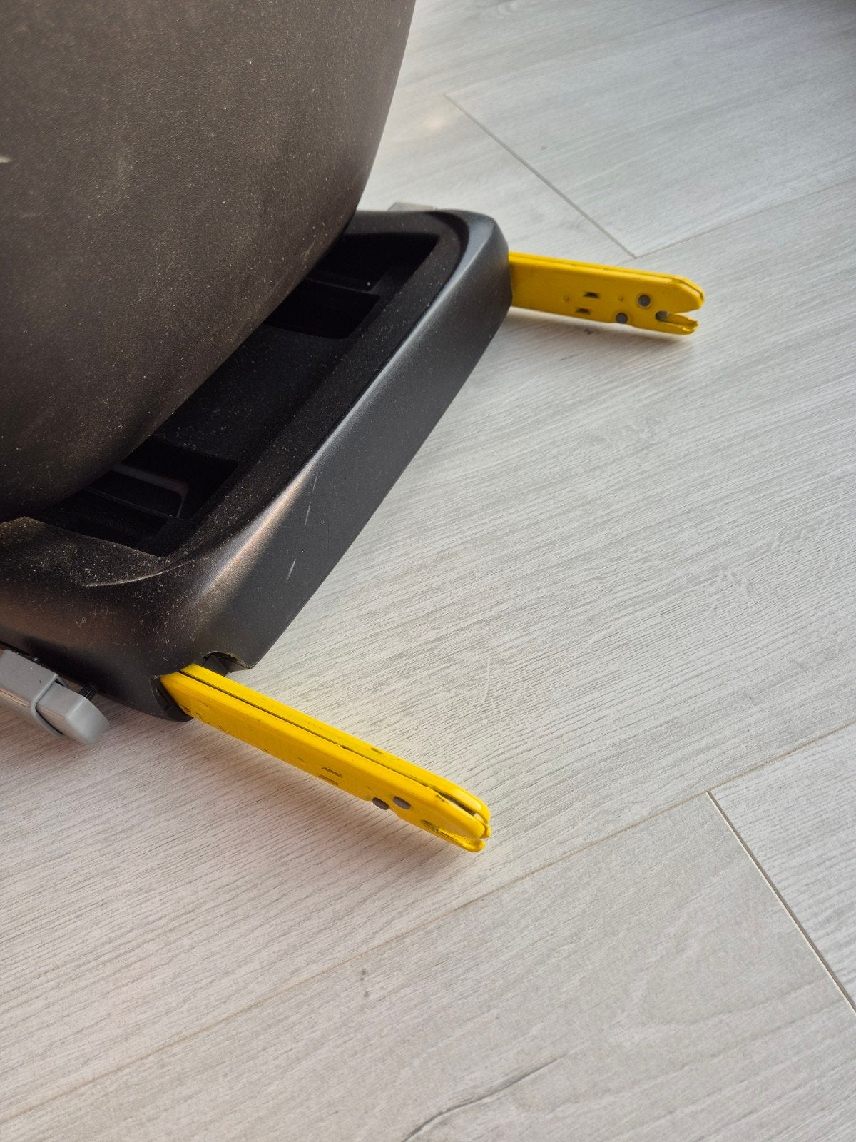 Foto 8 van Maxi-Cosi RodiFix AirProtect autostoel - Zwart/Grijs