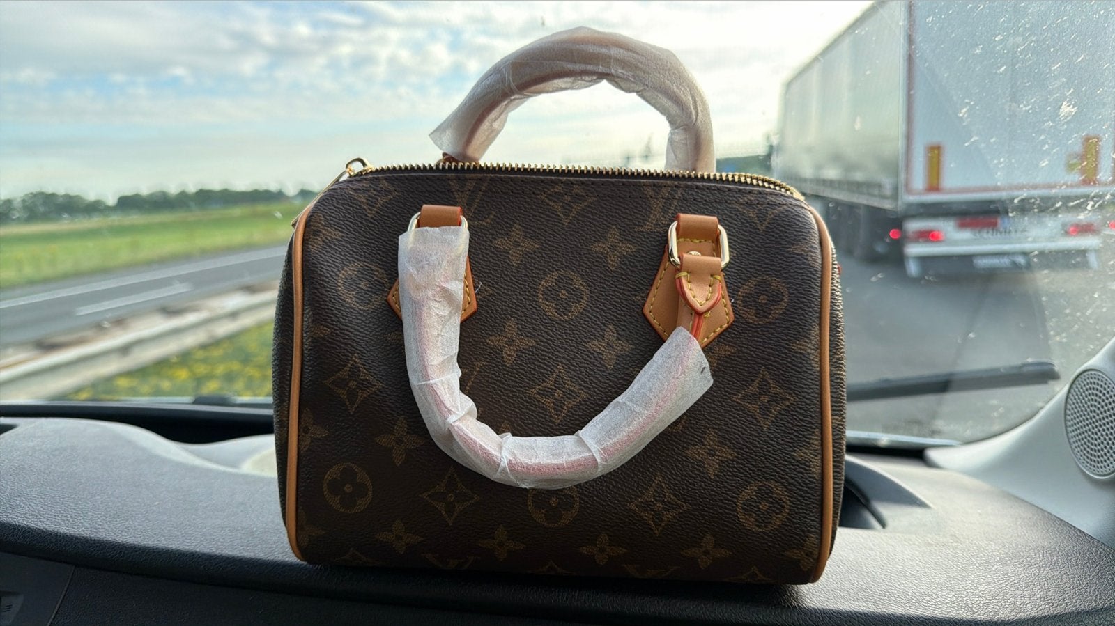 Dames schouder/hand tas Nieuw!, Ophalen of Verzenden, Zo goed als nieuw, Bruin, Handtas