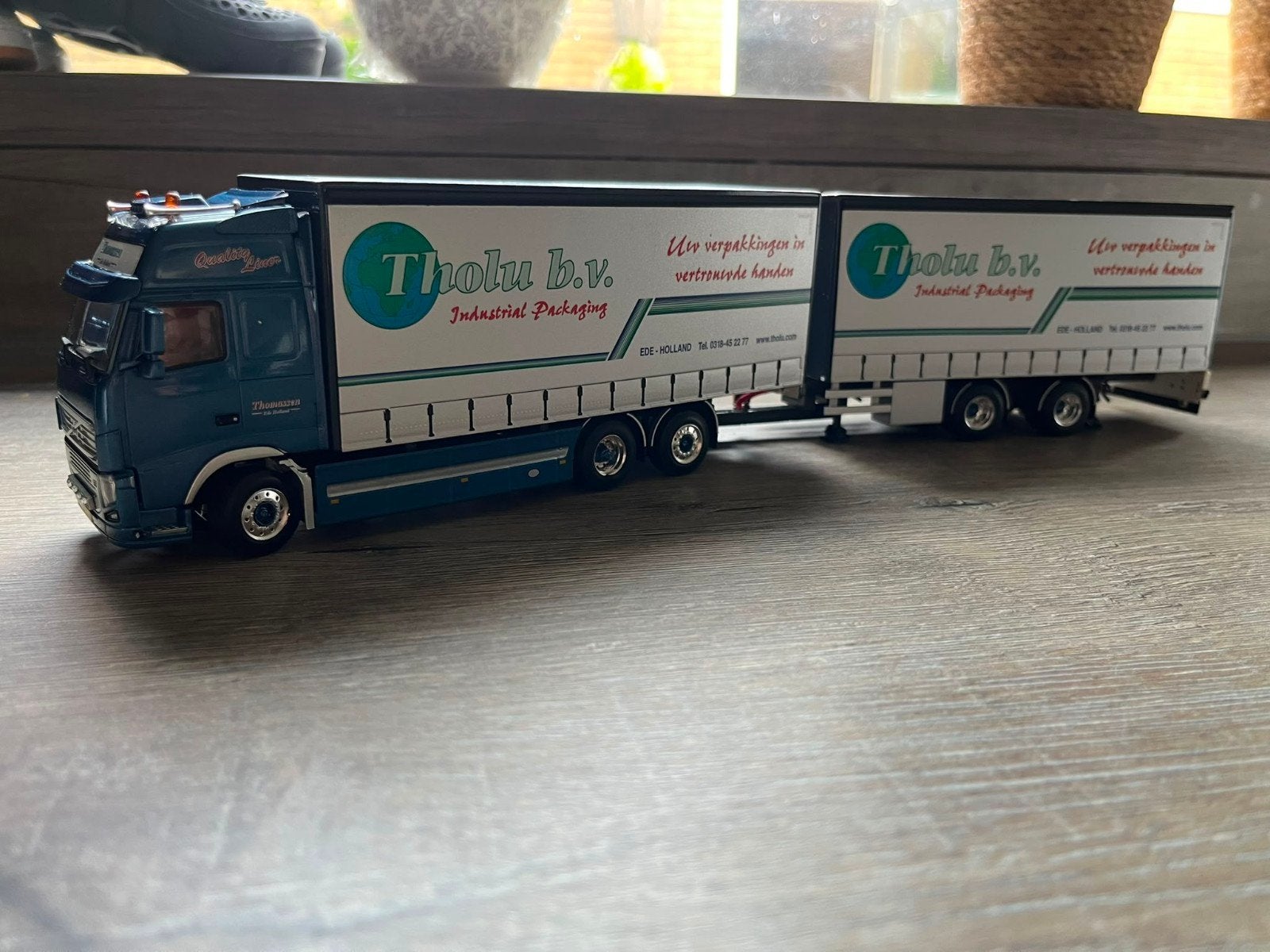 Wsi Volvo FH2 Tholu / Thomassen wipkar, Ophalen of Verzenden, Zo goed als nieuw, Bus of Vrachtwagen, Wsi