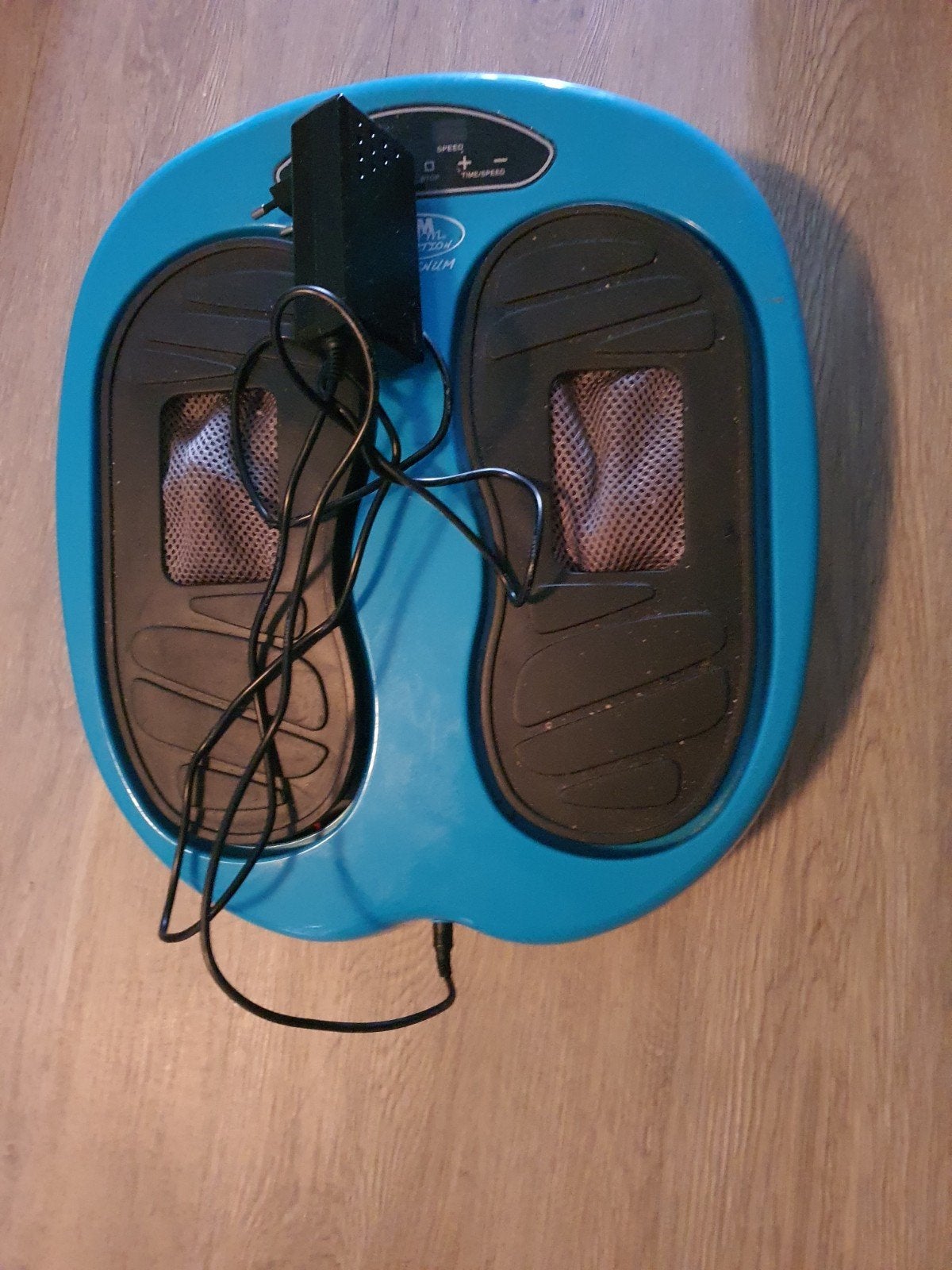 Masage aparaat voor voeten en onderbenen., Ophalen, Zo goed als nieuw, Apparaat