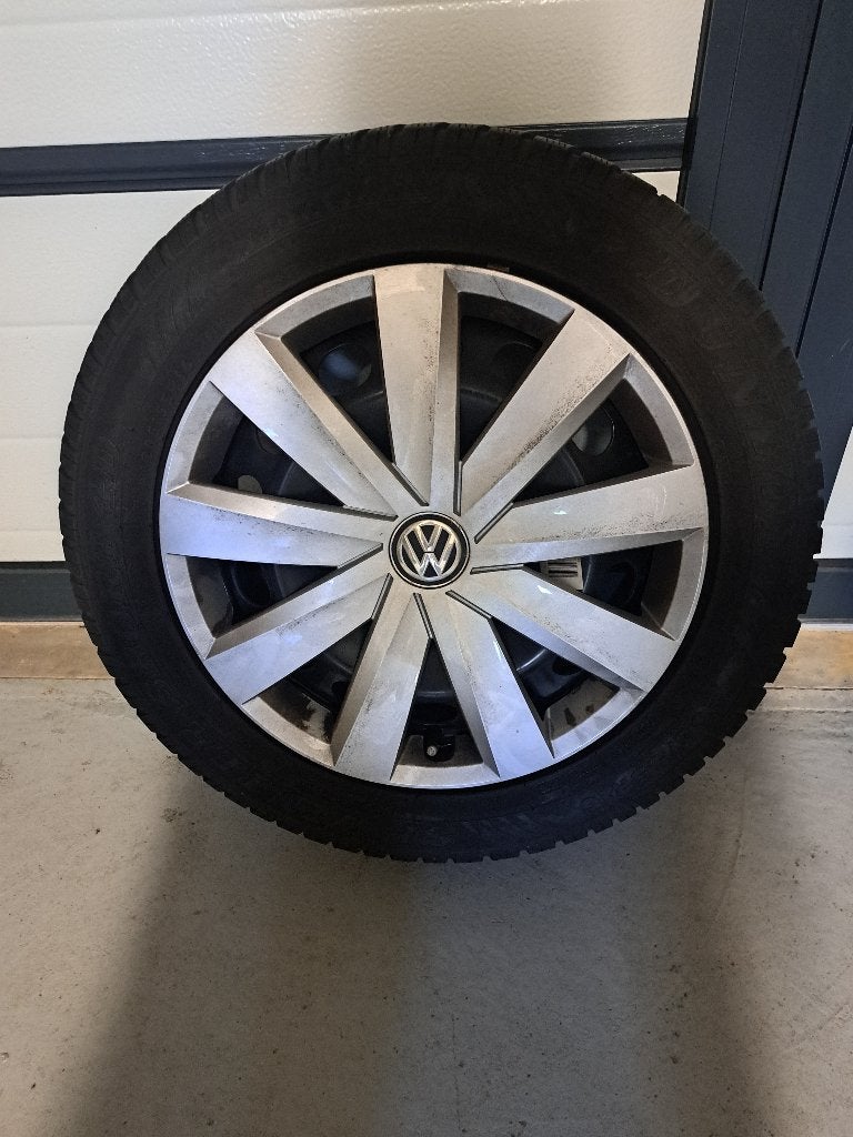 te koop 4 stalen wielen met winterbanden voor een golf, Auto-onderdelen, Ophalen, Gebruikt, 16 inch, Banden en Velgen