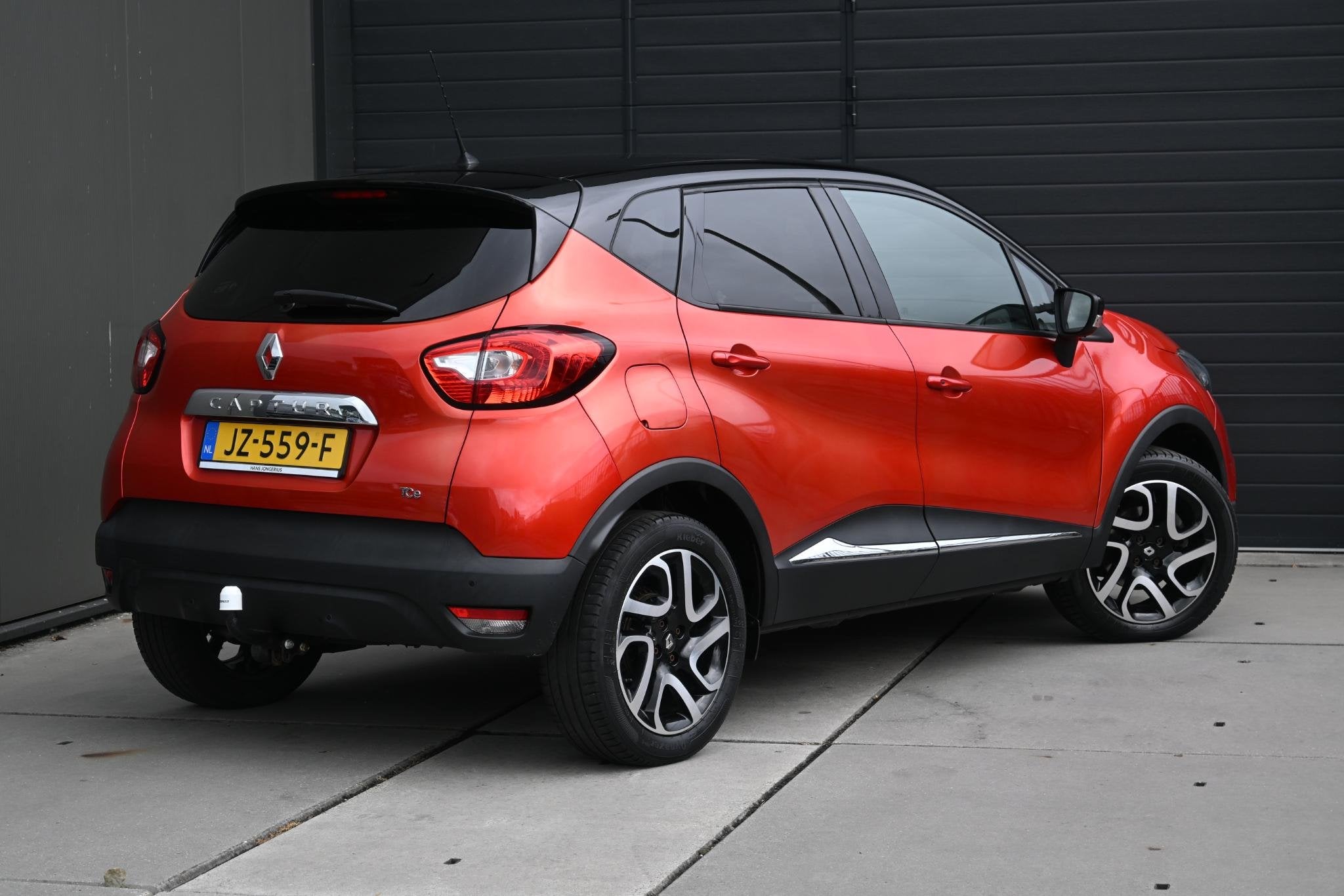 Renault Captur TCe 120 EDC Dynamique | AUTOMAAT | TREKHAAK |, Auto's, Stof, Euro 6, 4 cilinders, Origineel Nederlands