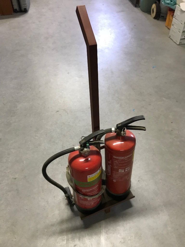brandblussers karretje op wielen, Ophalen of Verzenden, Zo goed als nieuw