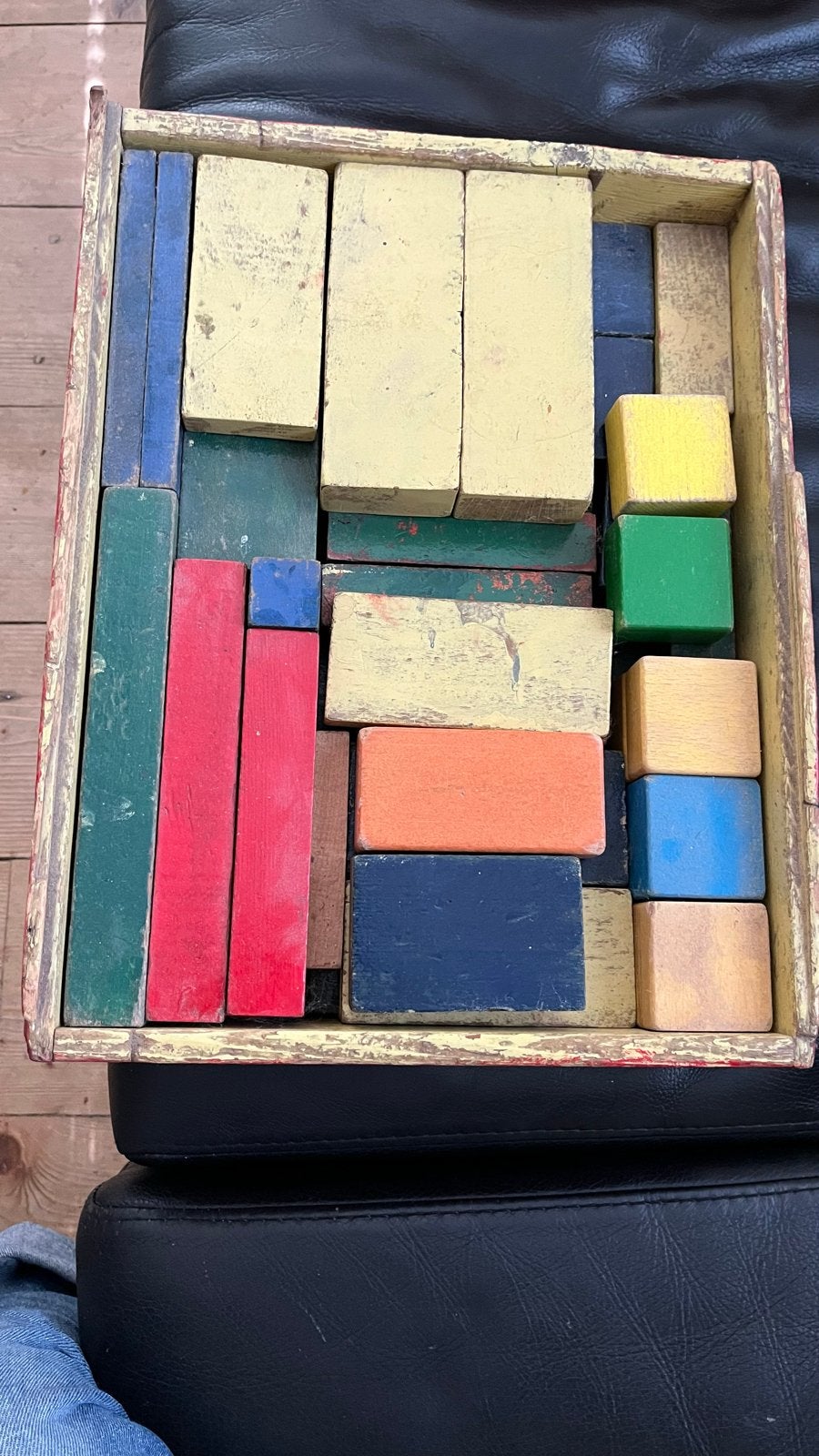 Vintage houten A D O bouwblokken in kist, Ophalen, Gebruikt