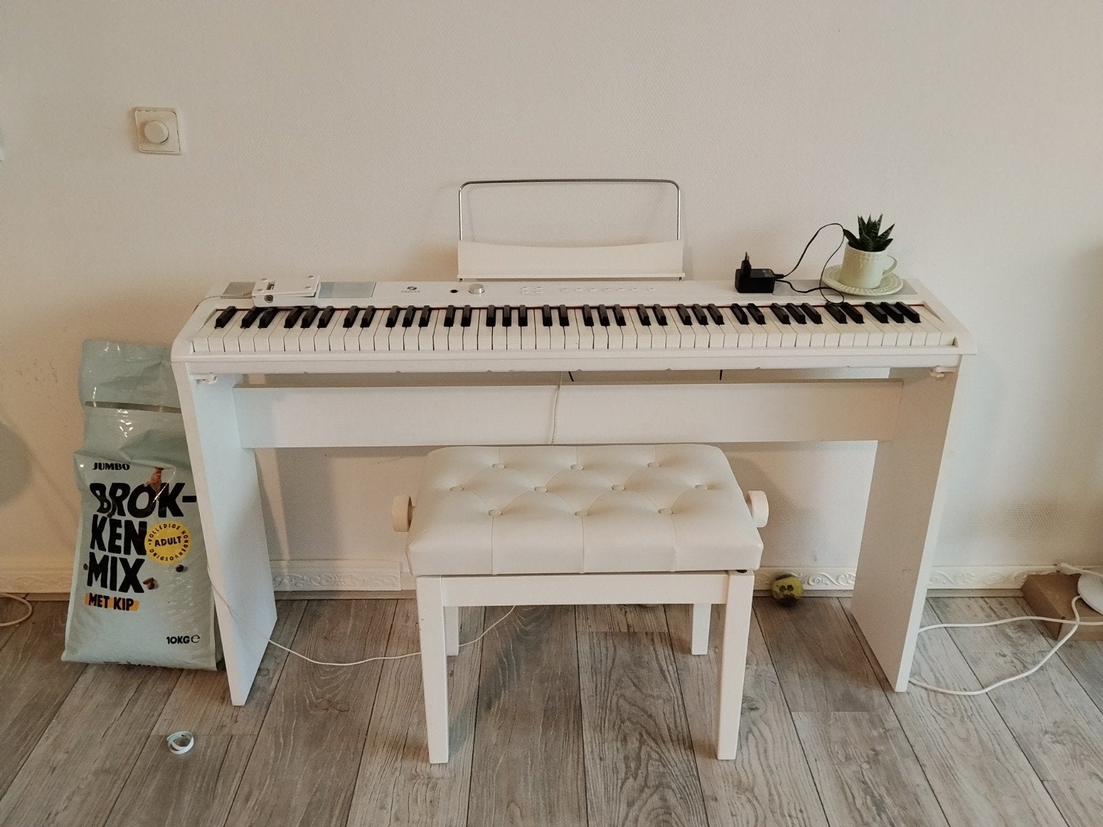Fazley digitale piano met lichte verkleuring, Muziek en Instrumenten, Ophalen, Gebruikt, Wit, Digitaal