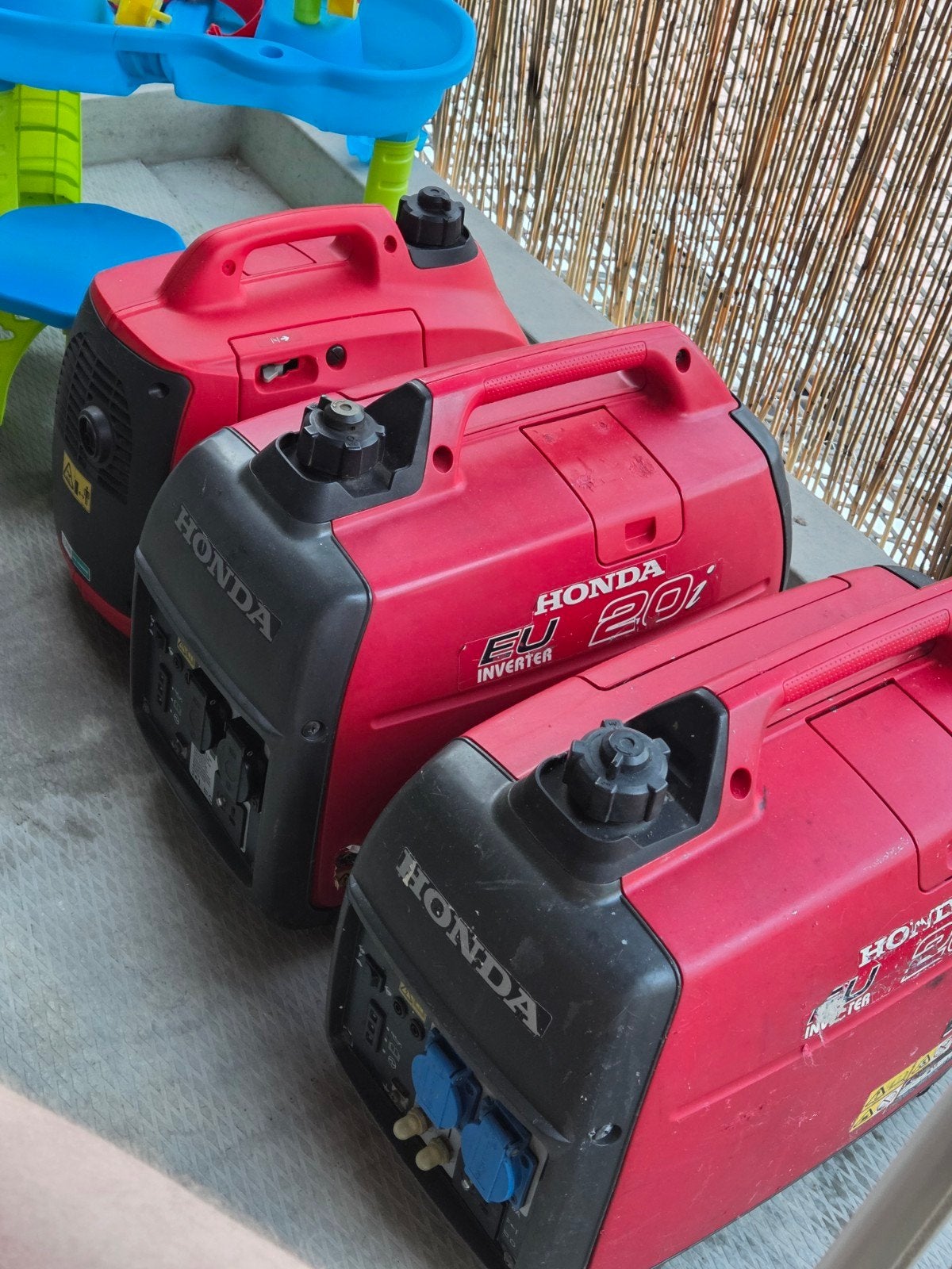 Honda EU20i Inverter Aggregaten - Set van 3, Doe-het-zelf en Verbouw, Aggregaten, Gebruikt, Benzine, Minder dan 5 kVA, Geluidgedempt