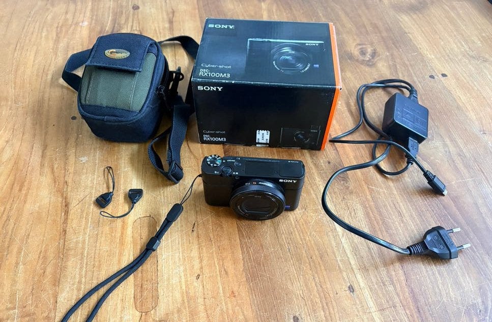 Sony RX100 III Compactcamera, Beeldstabilisatie, Ophalen of Verzenden, Zo goed als nieuw, Compactcamera