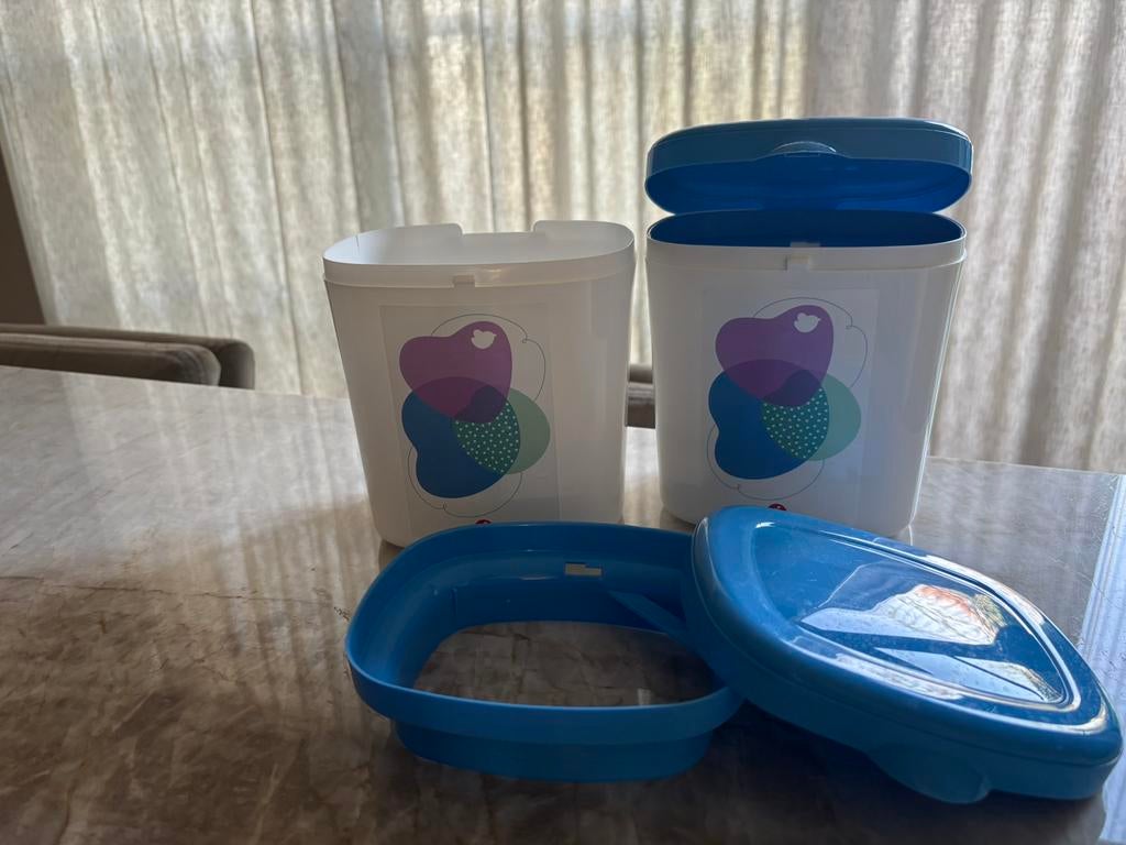 2 Babyvoeding bewaarbox, Ophalen of Verzenden, Zo goed als nieuw, Overige typen