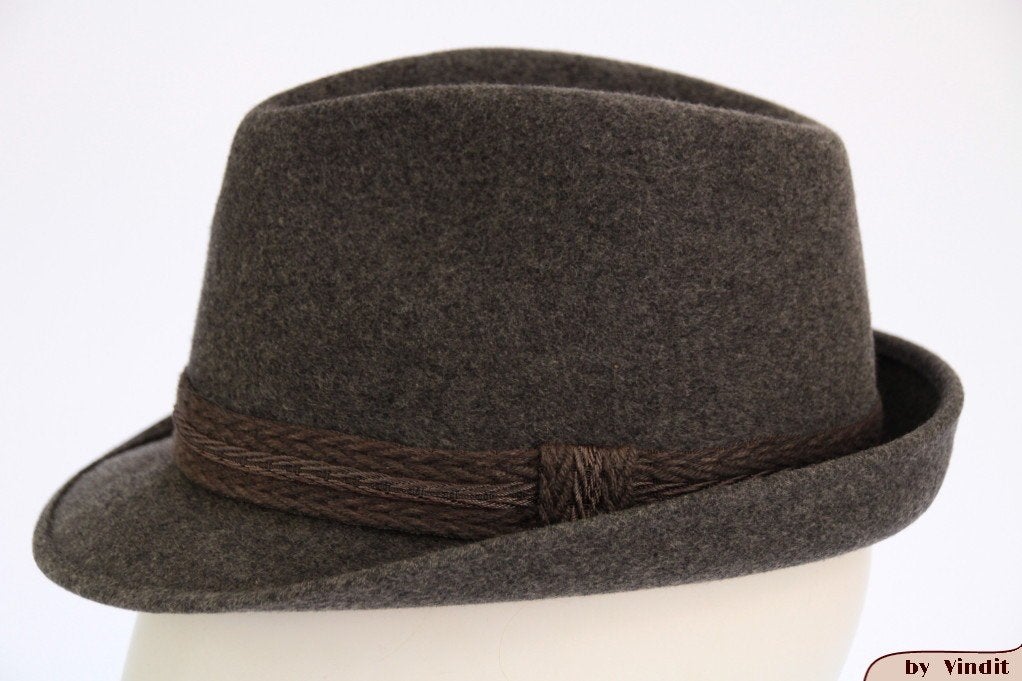 Kleine Vintage Gleufhoed Trilby grijs vilt 54, 134 t/m 140, Gebruikt, Hoed, Ophalen of Verzenden