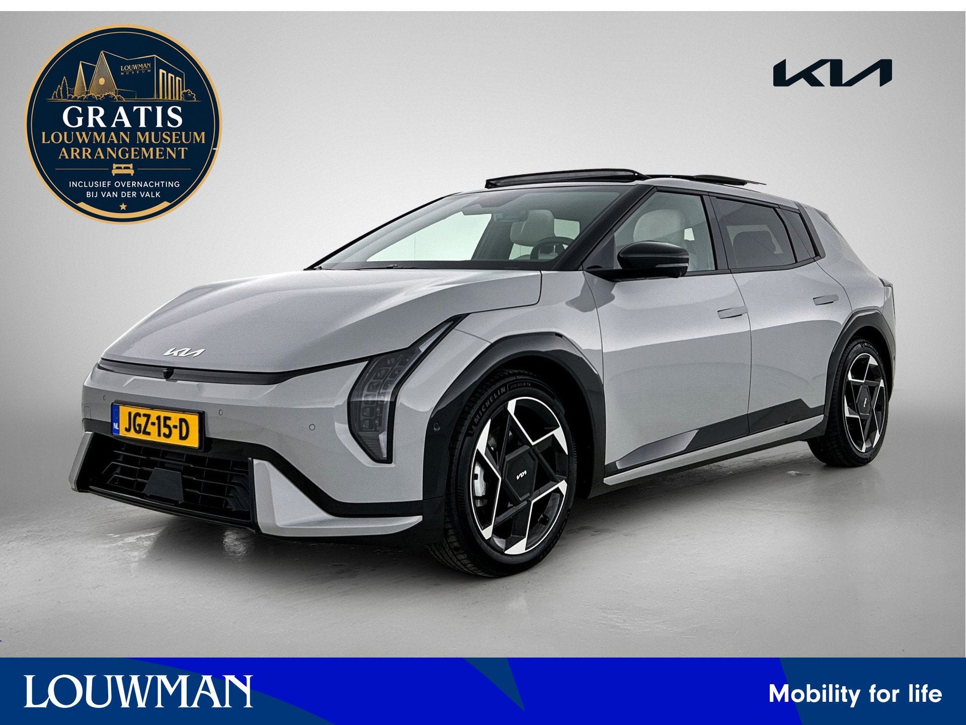 Kia EV4 GT-PlusLine 81.4 kWh | Stoelverwarming en verkoeling, Auto's, Zwart, Adaptive Cruise Control, 204 pk, 1000 kg
