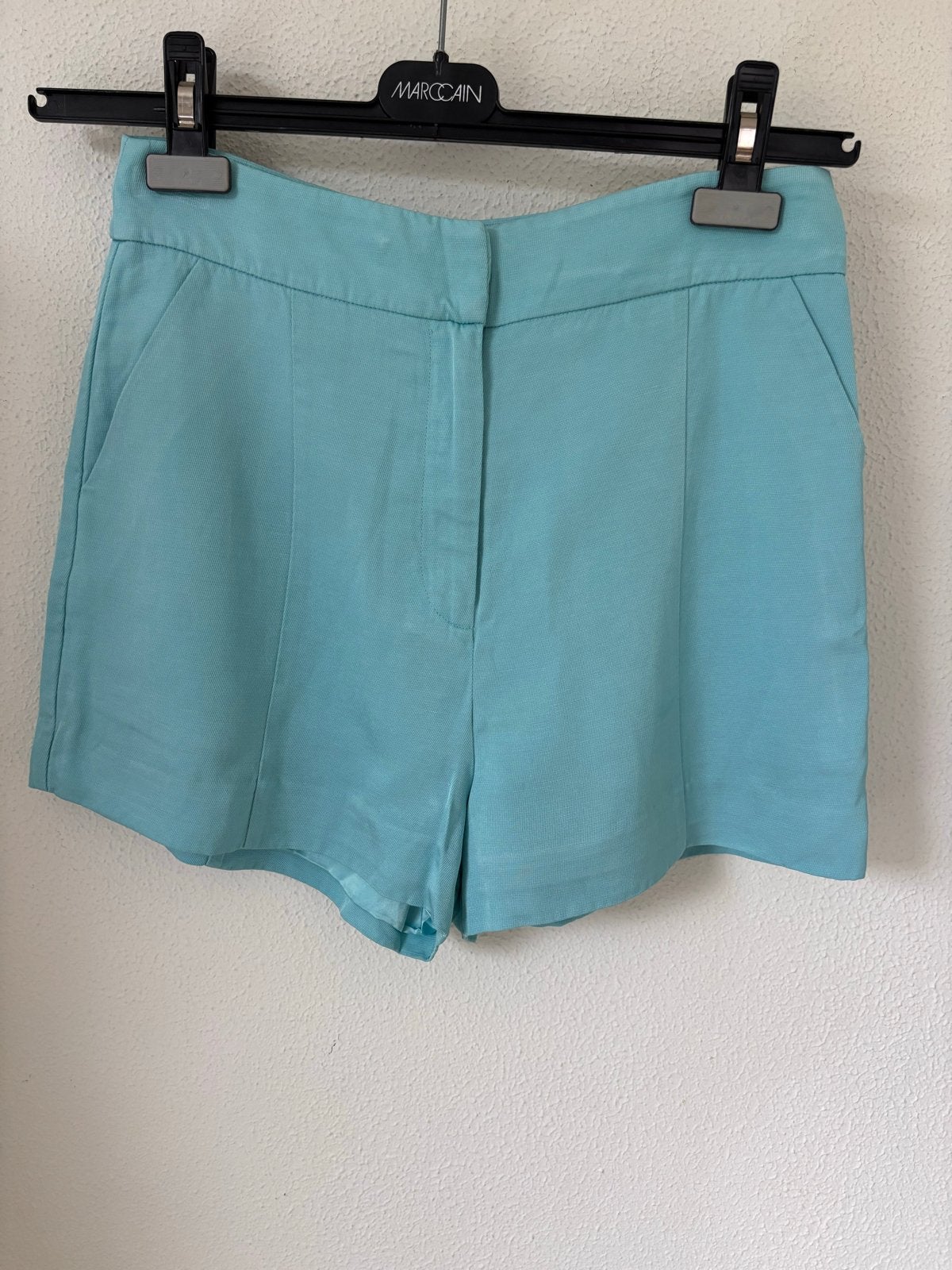 Marciano by Guess short in prachtige blauwe kleur, maat S, Kort, Blauw, Ophalen of Verzenden, Zo goed als nieuw