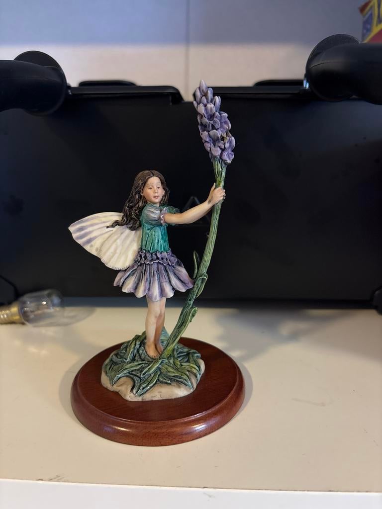 Flower Fairies: The Lavender Fairy Beeldje, Verzamelen, Beelden en Beeldjes, Zo goed als nieuw, Fantasy, Ophalen of Verzenden