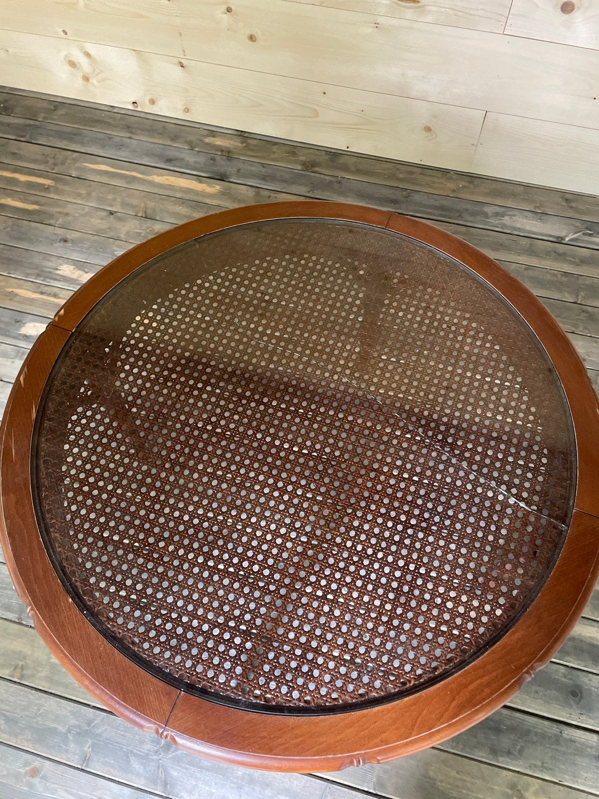 Giorgetti Salontafel - Rond, Kersen/Mahonie, Glas (defect), Ophalen, Gebruikt, Rond, 50 tot 100 cm