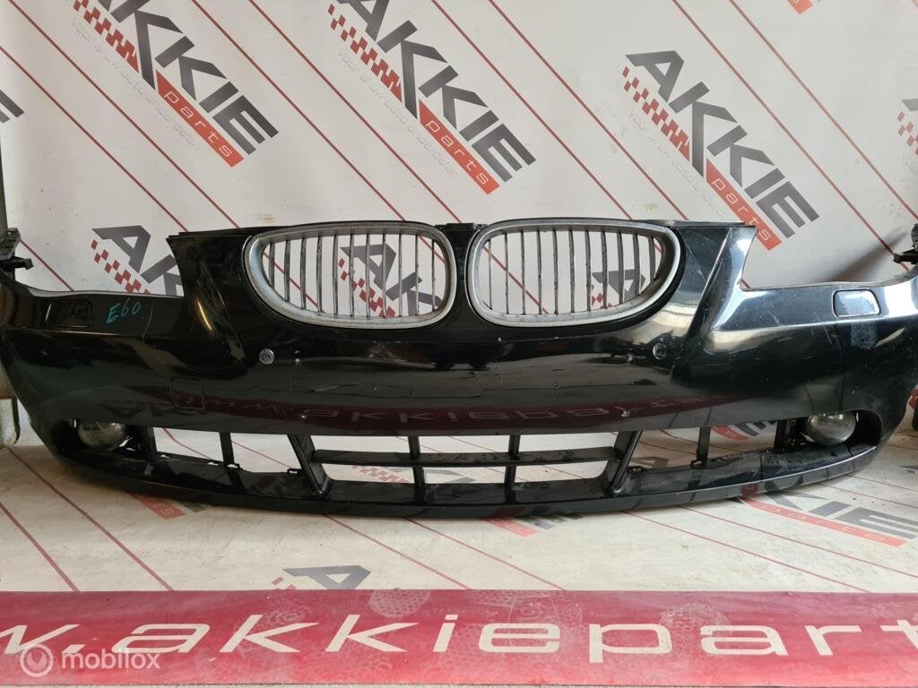 Bmw 5 serie e60 Bumper voor 2003 - 2010, Gebruikt, Voor, Ophalen of Verzenden, Bumper