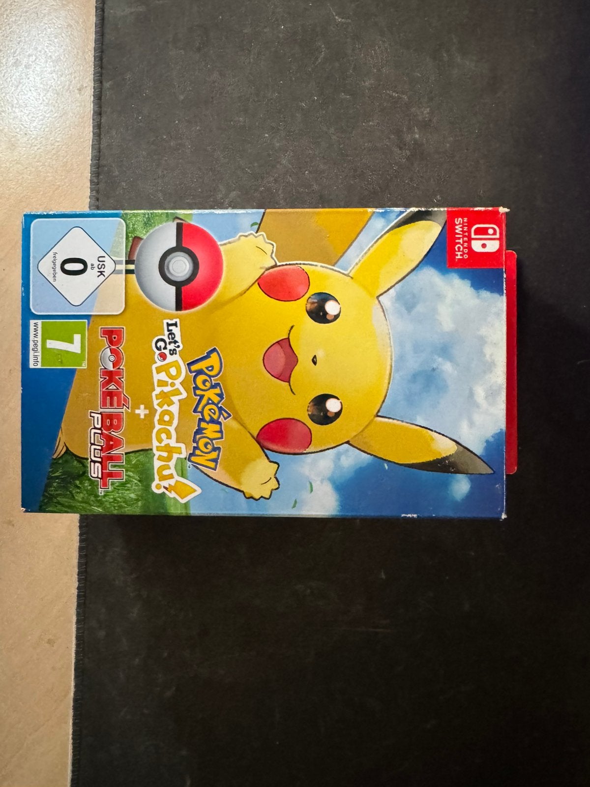 Pokemon lets go pikachu pokeball cib, Avontuur en Actie, 1 speler, Ophalen of Verzenden, Zo goed als nieuw