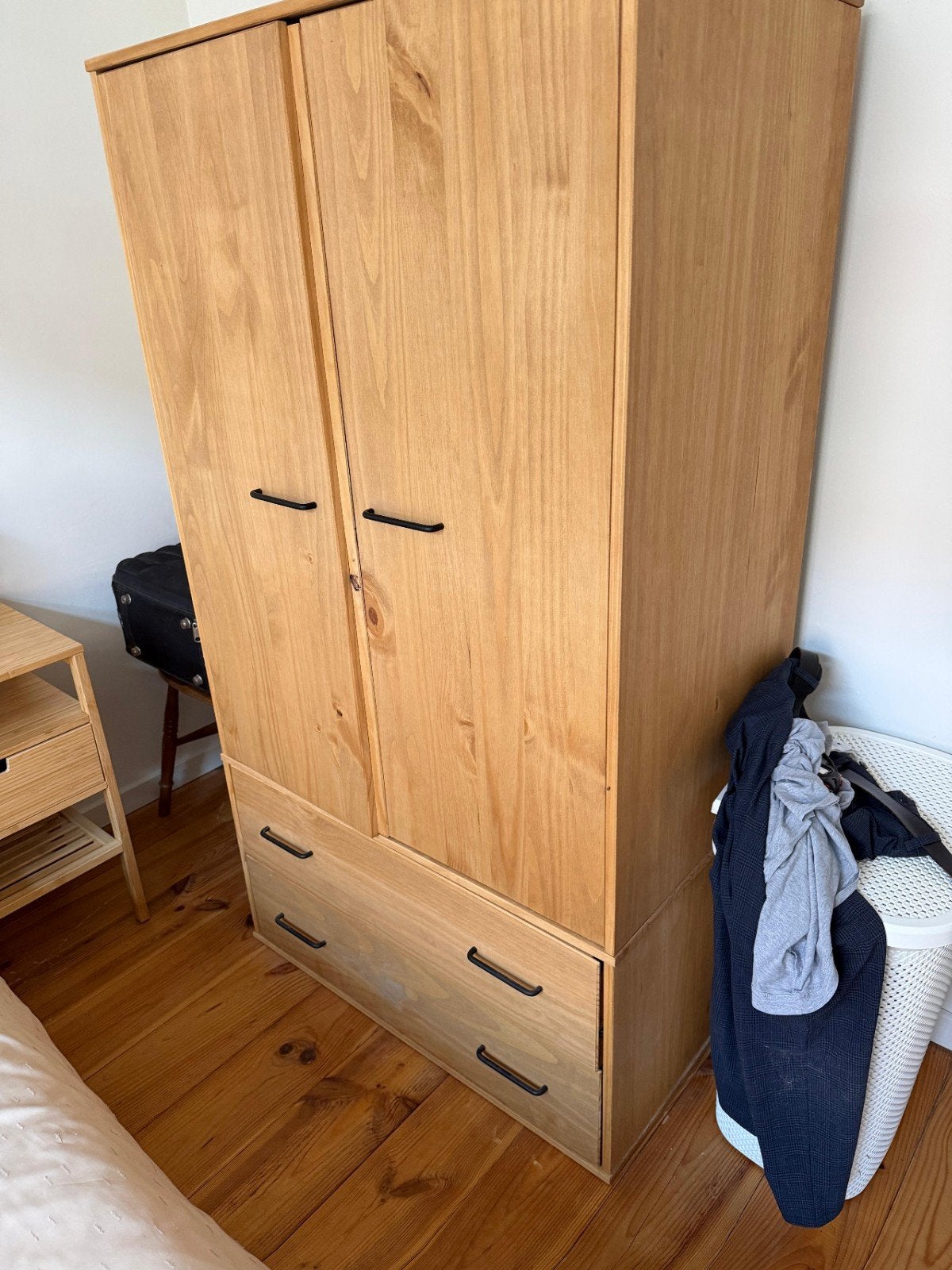 Houten kledingkast met lades en deuren, Huis en Inrichting, Kasten | Kledingkasten, Gebruikt, Modern, functioneel, 25 tot 50 cm