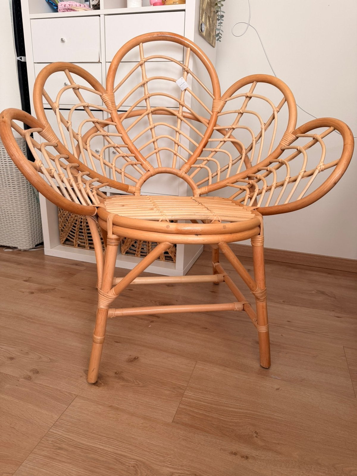 Rotan stoel flower, Ophalen, Bruin, Riet of Rotan, Zo goed als nieuw