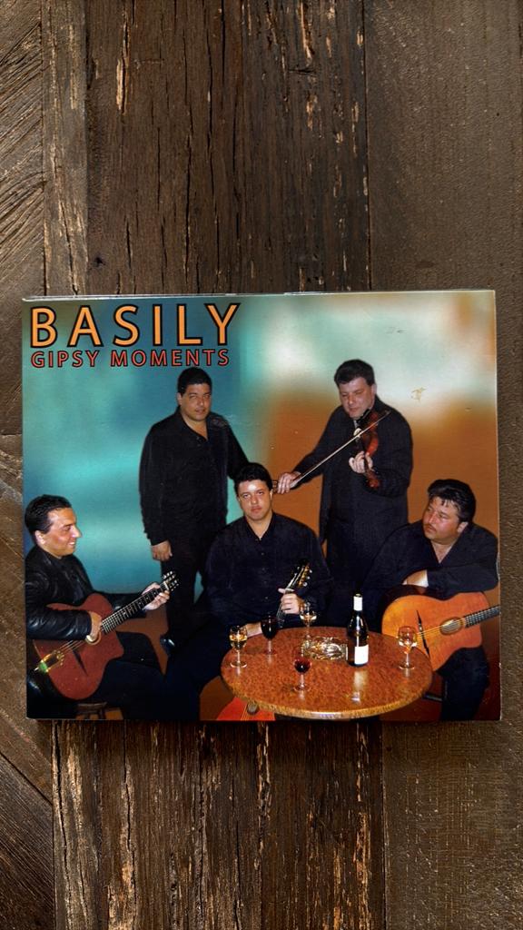 Basily Gipsy Moments, Ophalen of Verzenden, Zo goed als nieuw