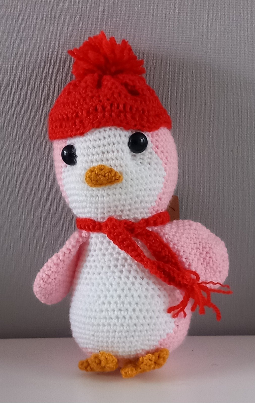 Gehaakte roze pinguïn knuffel met muts en sjaal, Pinguïn, Overige merken, Ophalen of Verzenden, Zo goed als nieuw