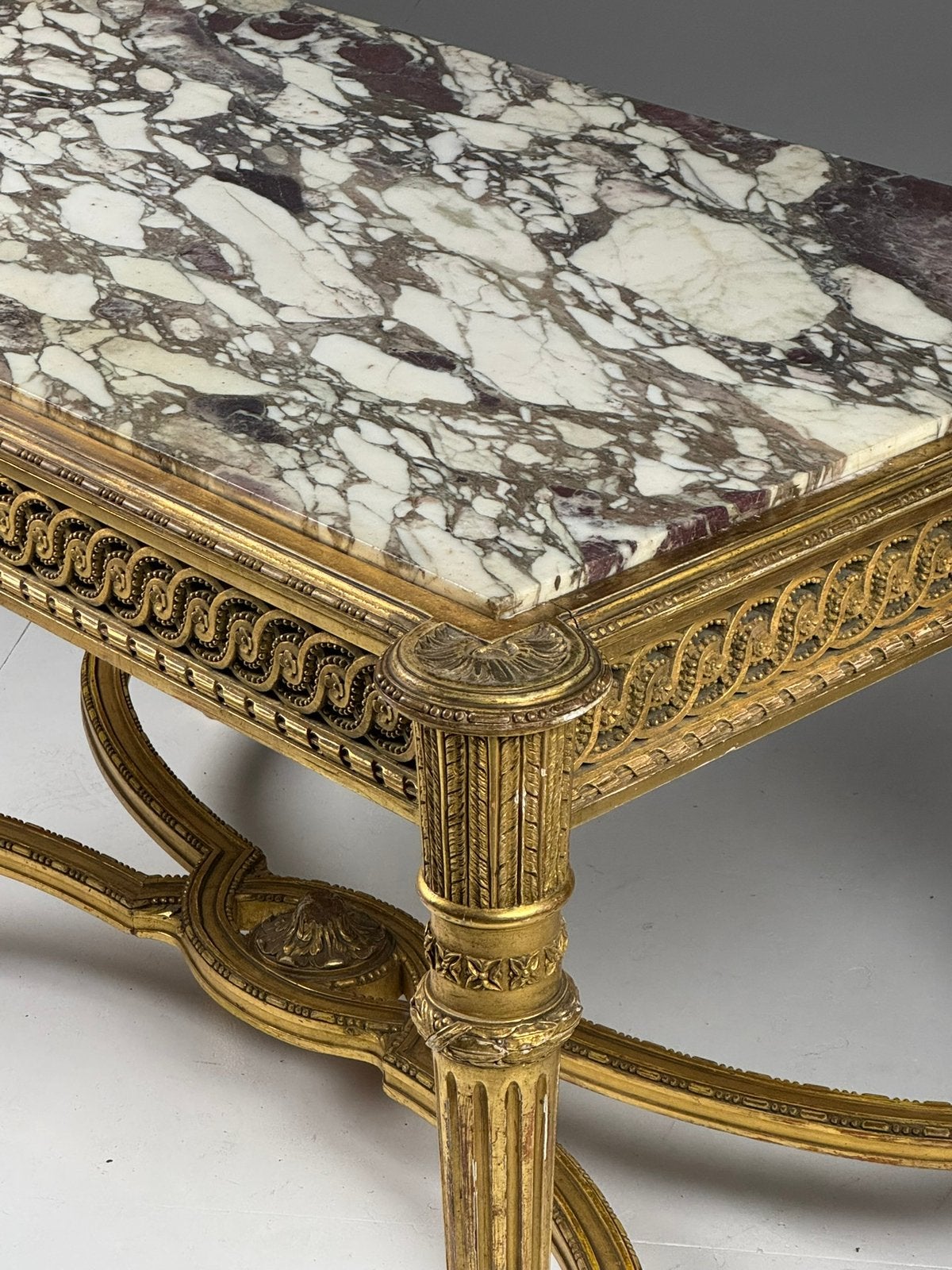 Louis XVI stijl center table, Ophalen