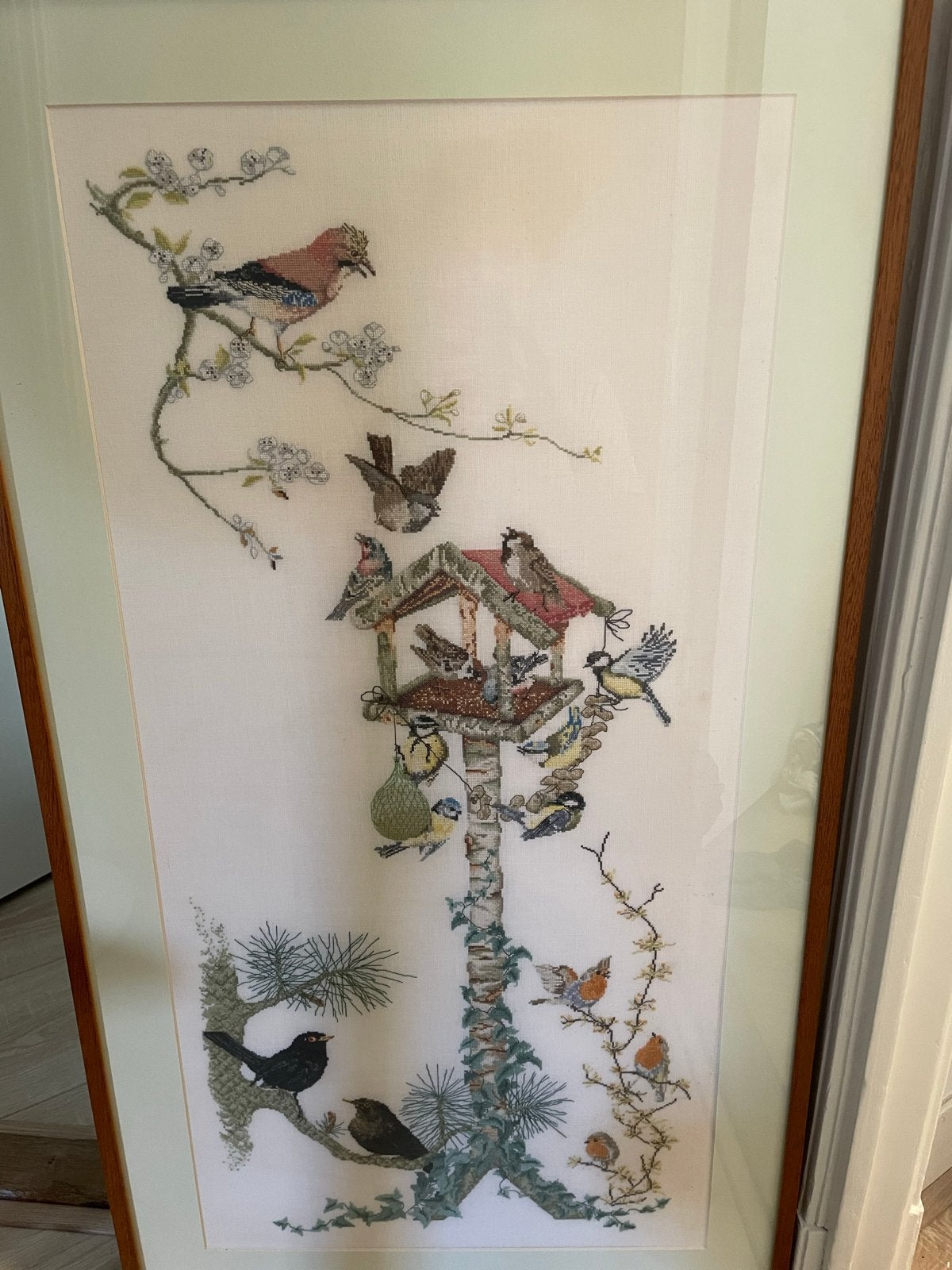 Geborduurd schilderij met vogels - Leuk voor kinderkamer, Ophalen of Verzenden, Zo goed als nieuw, Overige typen