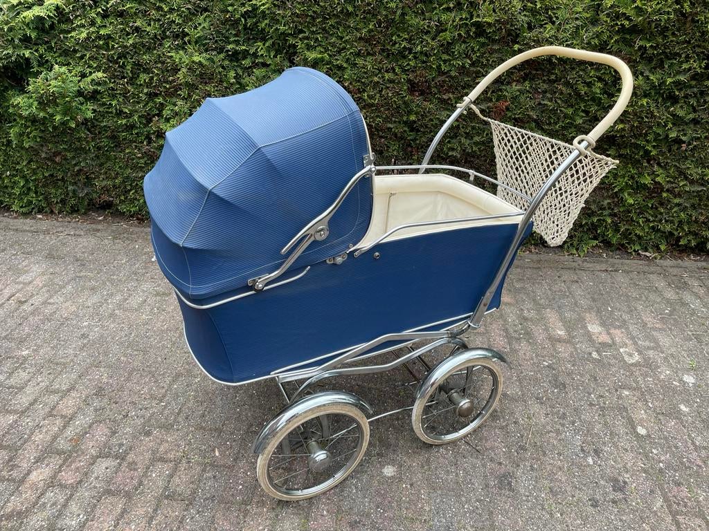 Vintage Blauwe Kinderwagen met Chroom en Netje, Zo goed als nieuw, Met reiswieg, Ophalen, Kinderwagen