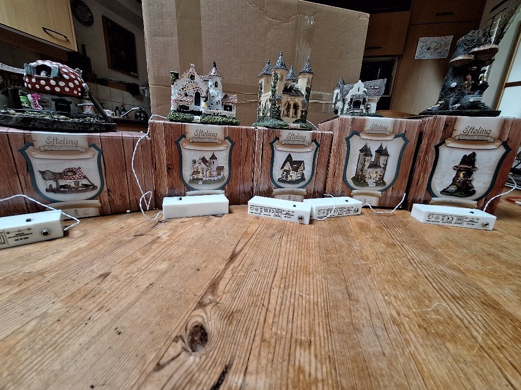 Luville Efteling (kleine versie) 5 miniaturen, Verzamelen, Ophalen of Verzenden, Zo goed als nieuw, Beeldje of Poppetje