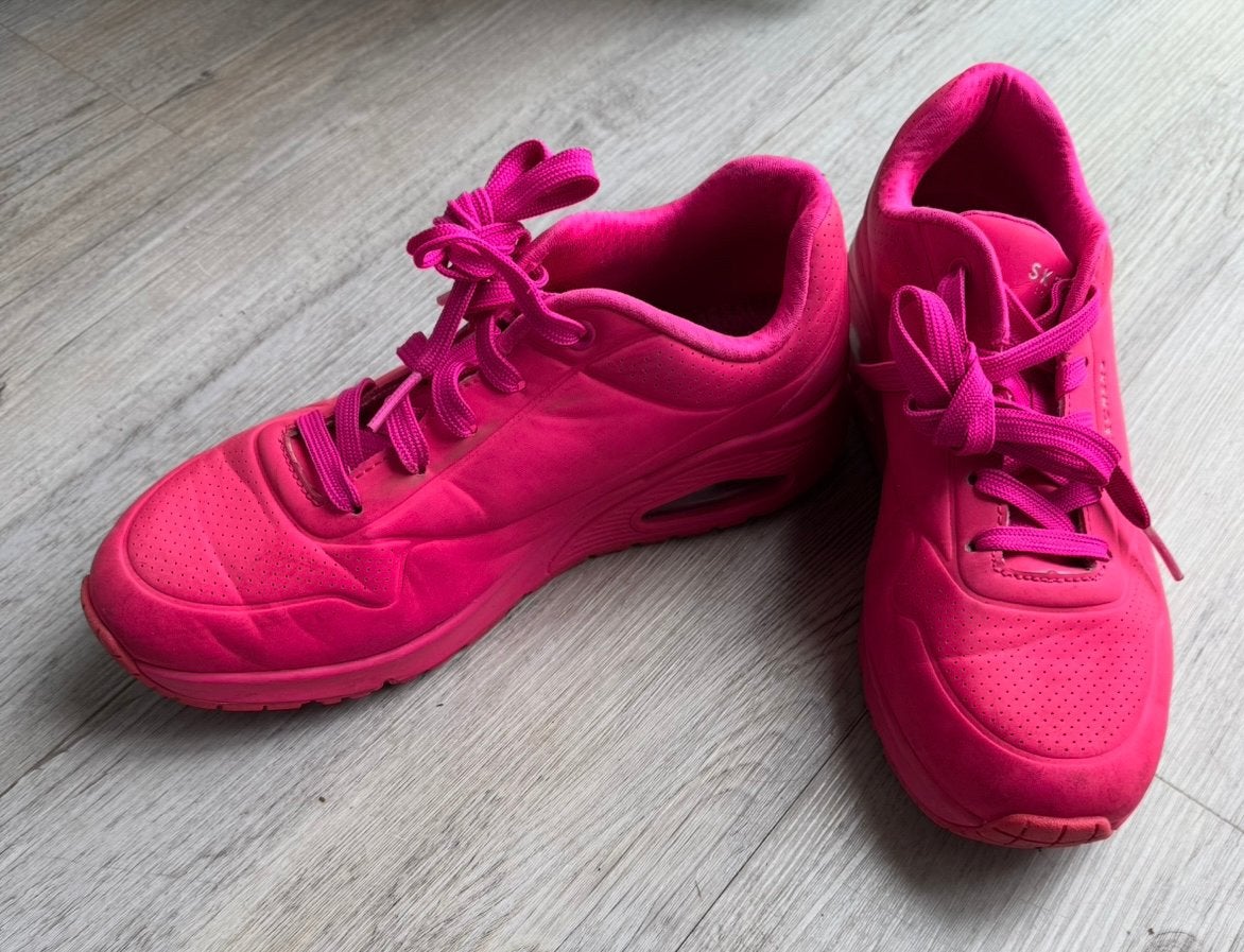 Knalroze Skechers 37,5, Kleding | Dames, Ophalen of Verzenden, Roze, Sneakers of Gympen, Zo goed als nieuw