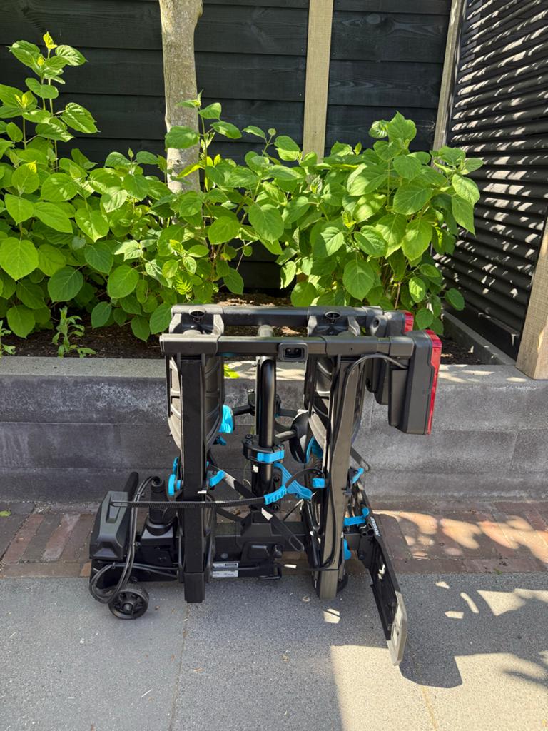 Zo goed als nieuwe fietsendrager, kantelbaar en inklapbaar, Ophalen of Verzenden, Zo goed als nieuw, 2 fietsen, Trekhaakdrager