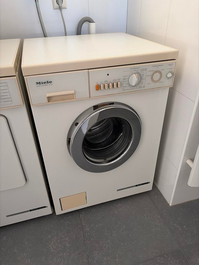 Miele W 723 Deluxe Electronic Wasmachine, Witgoed en Apparatuur, Wasmachines, Gebruikt, Voorlader, 6 tot 8 kg, 85 tot 90 cm, 1200 tot 1600 toeren