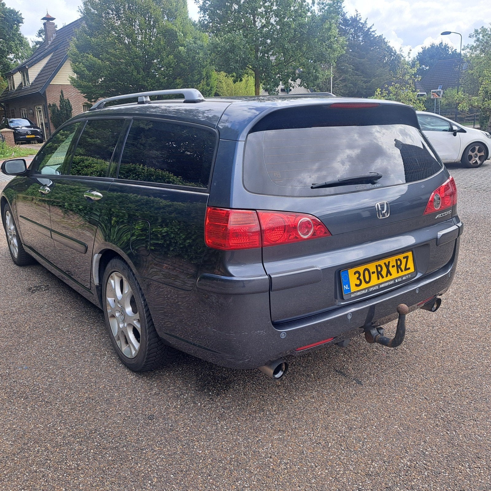 Honda Accord 2.4 I Tourer AUT 2005 Grijs, Auto's, Honda, 1512 kg, Stationwagon, Zilver of Grijs, Airconditioning