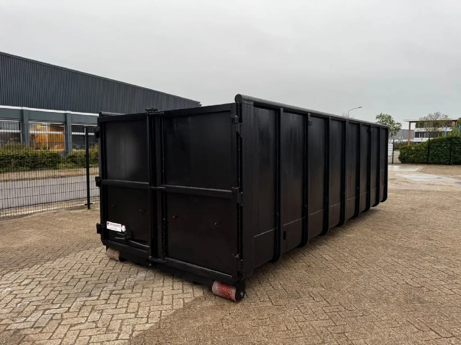 VERNOOY AFZETBAK 25M3 REFURBISHED 9517, Dave Vernooij, Dave@vernooy.nl, Kellensedwarsweg 9
4004 JC  Tiel, NL
