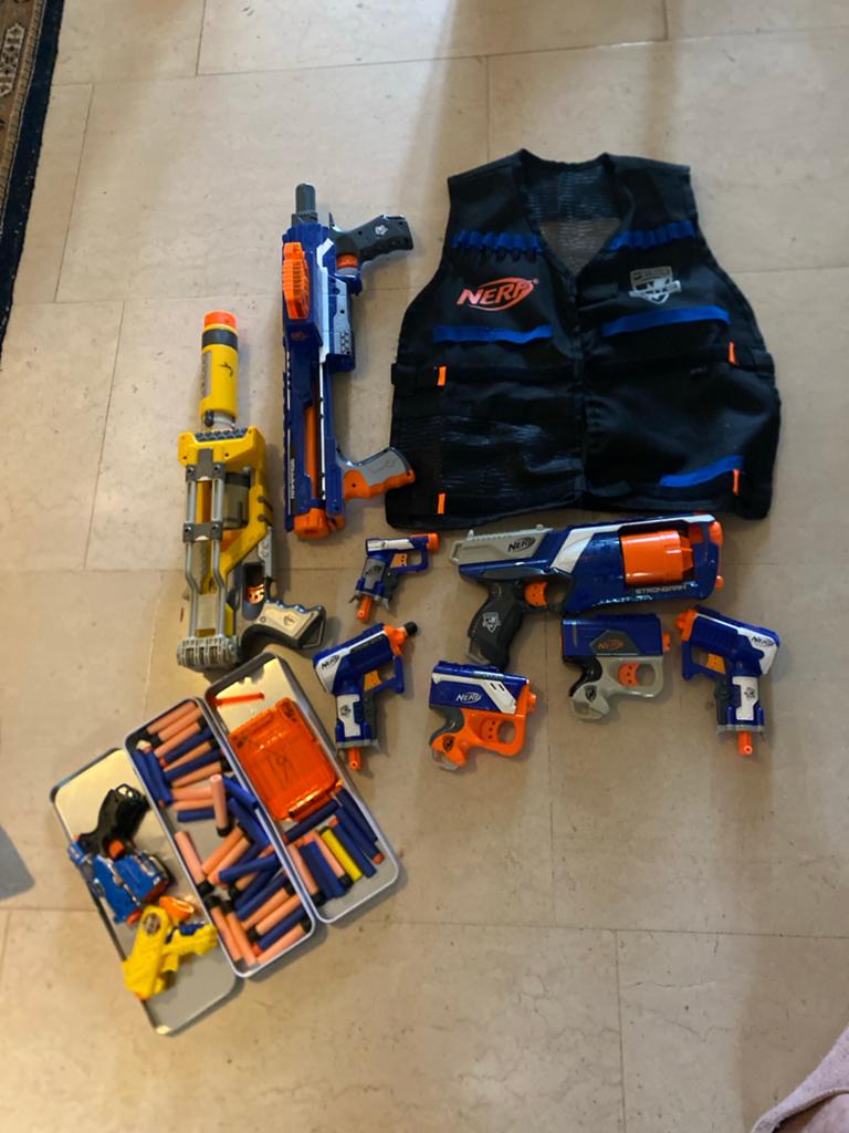 Grote Nerf Blaster Collectie met Vest en Munitie, Ophalen, Gebruikt, Jongen of Meisje