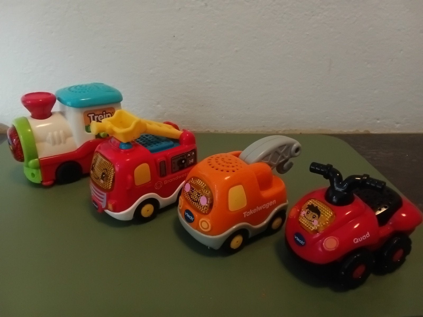 V tech Toet Toet Autos 4 x Trein  Brandweer Takelwagen Quad, Ophalen of Verzenden, 2 tot 4 jaar