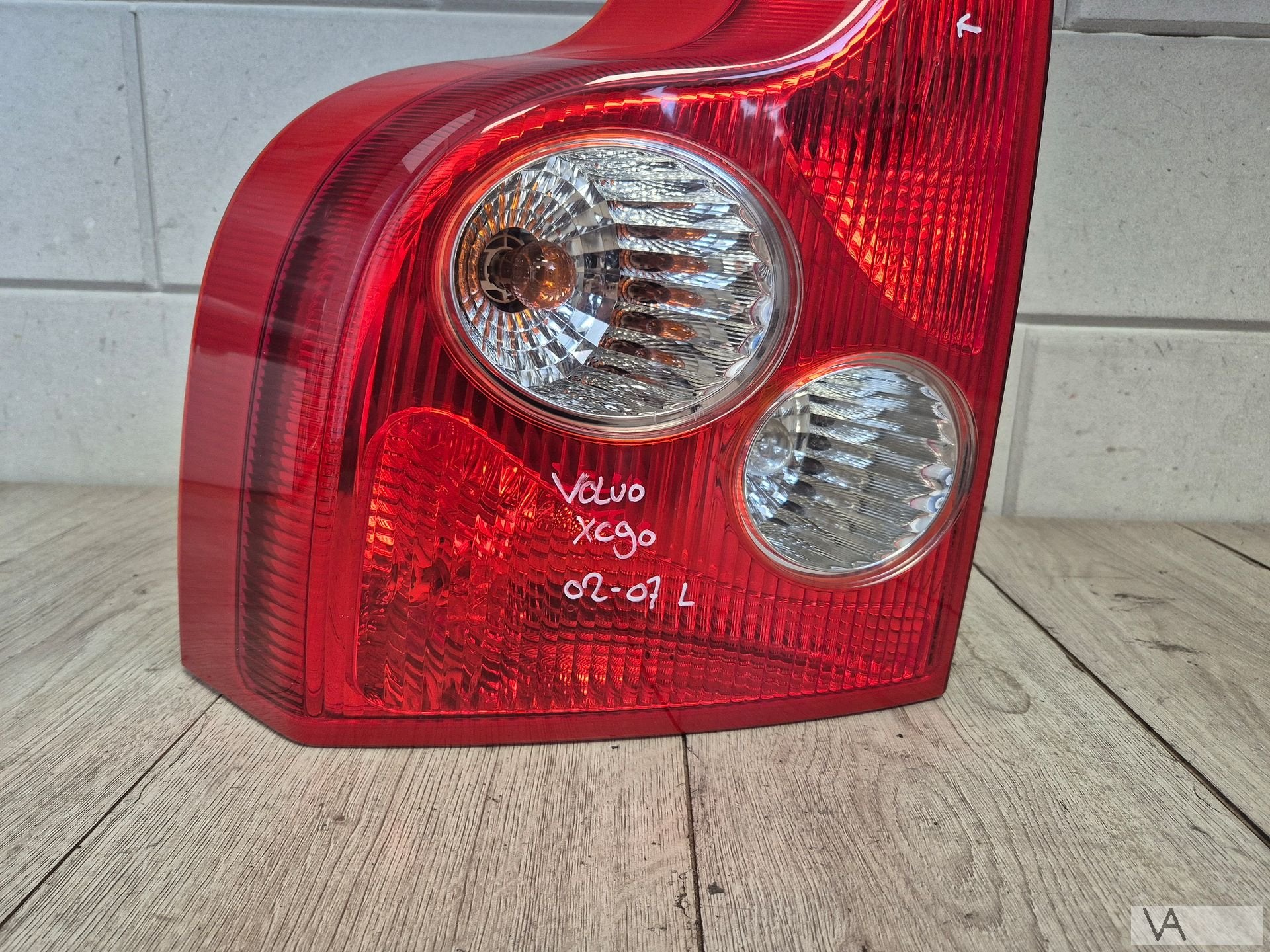 Achterlicht links van Volvo XC90 2002 - 2007 klein plekje, Auto-onderdelen, Verlichting, Gebruikt, -, -, Ophalen of Verzenden