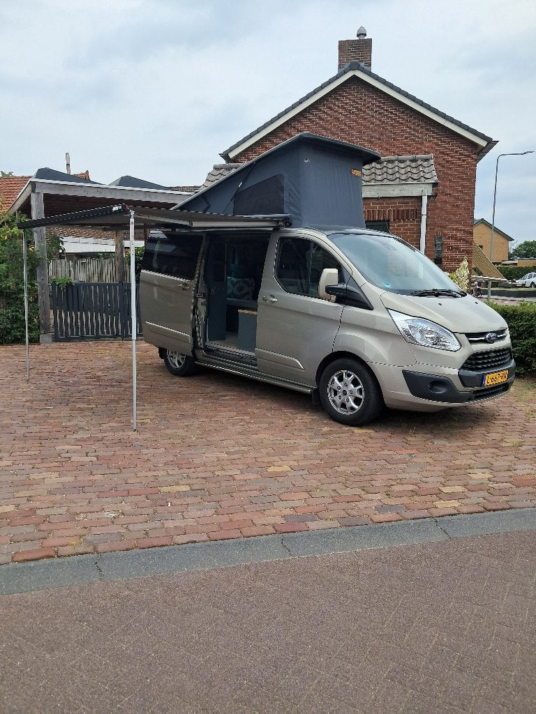 Buscamper, Buscamper of Camperbus, Achteruitrijcamera, Koelkast, Ford