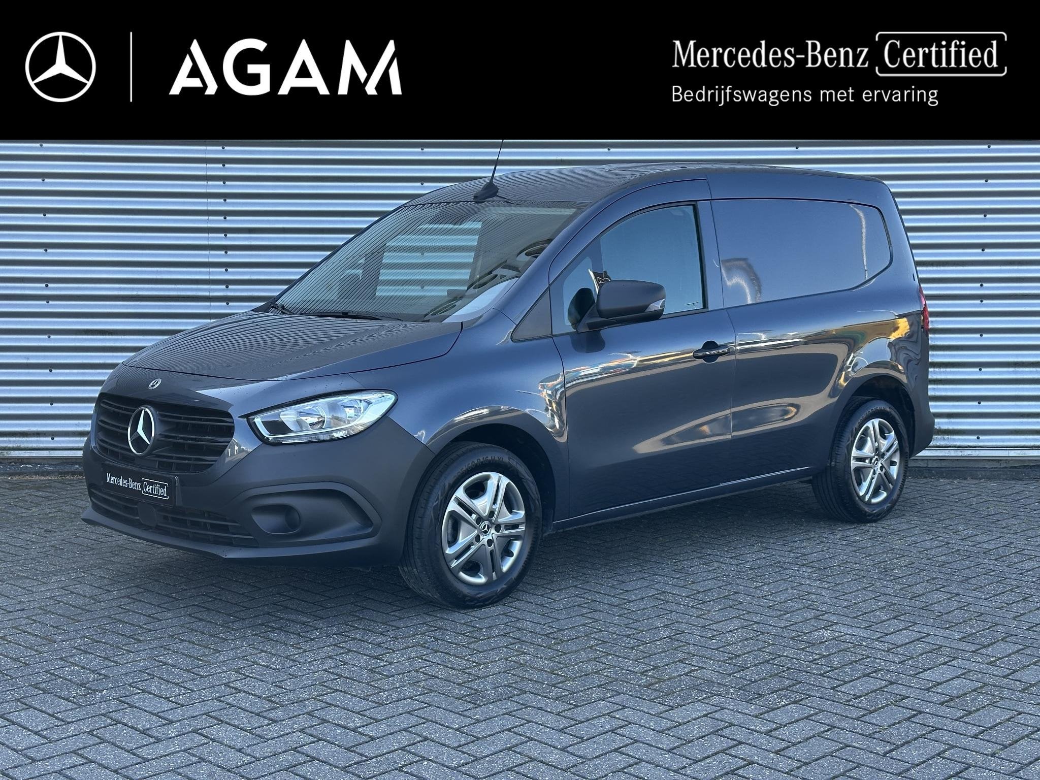 Mercedes-Benz Citan 112 CDI L1 Airco Navigatie Trekhaak | 3-, Voorwielaandrijving, 745 kg, Stof, Gebruikt